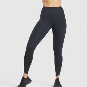 GymShark Black Venture Leggings Small